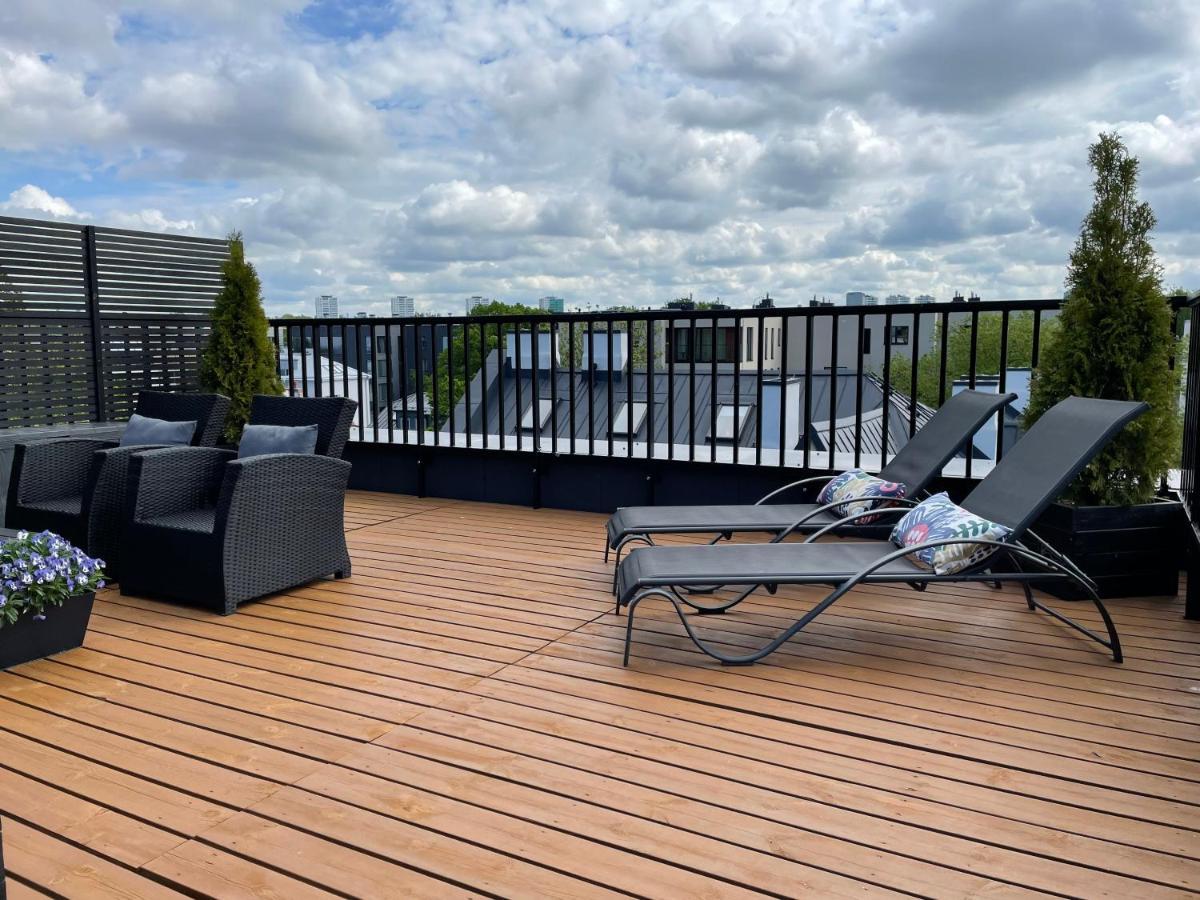 City Terrace Apartment Avangard - Large Private Roof Terrace タリン エクステリア 写真