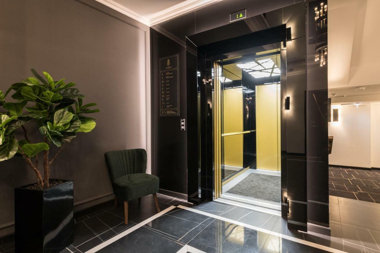 City Terrace Apartment Avangard - Large Private Roof Terrace タリン エクステリア 写真