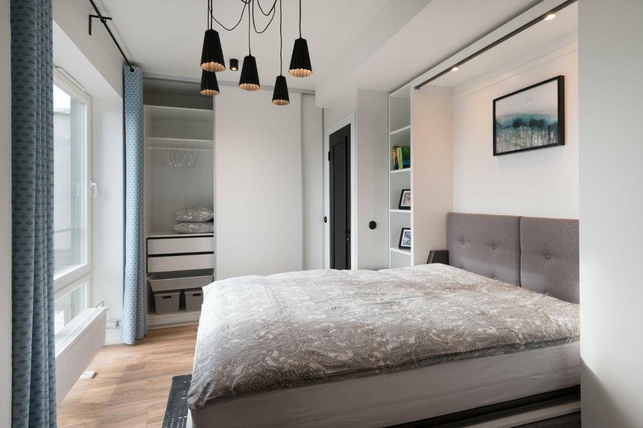 City Terrace Apartment Avangard - Large Private Roof Terrace タリン エクステリア 写真