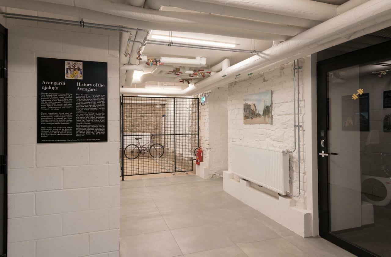 City Terrace Apartment Avangard - Large Private Roof Terrace タリン エクステリア 写真