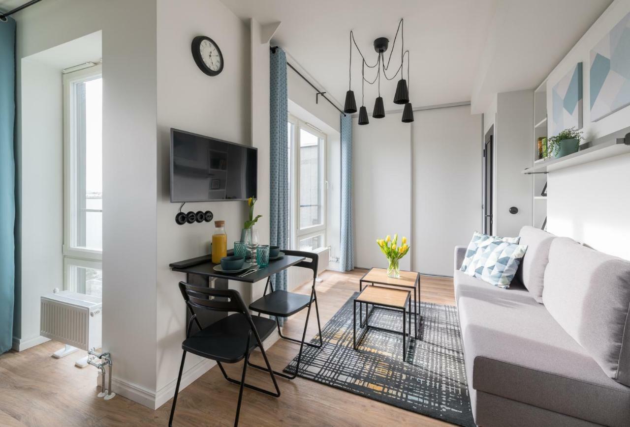 City Terrace Apartment Avangard - Large Private Roof Terrace タリン エクステリア 写真